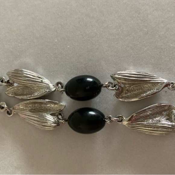 Vintage Silver and Black Bracelet - Picture 6 of 15